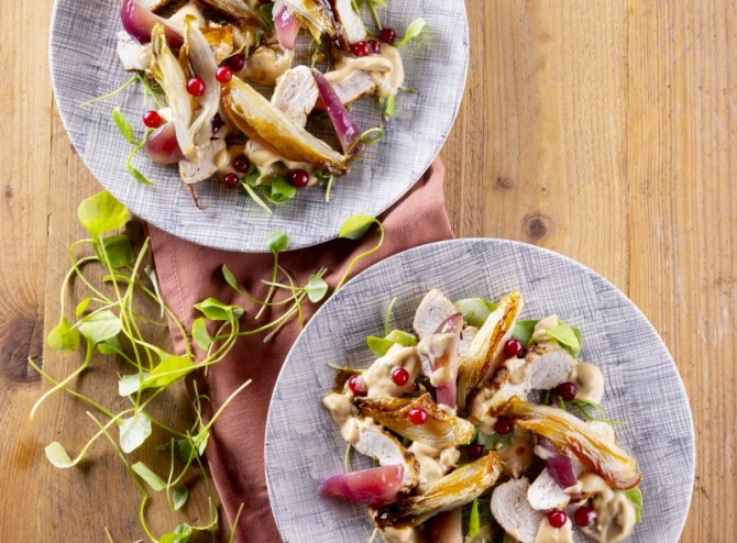 Salade d'automne au chicon,  poire et poulet